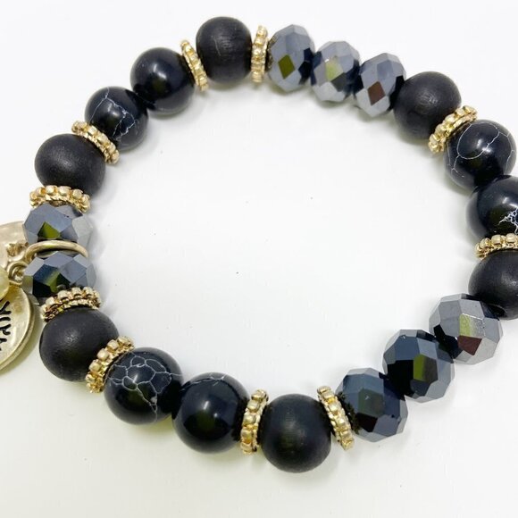 Black Beaded Stretch Bracelet w/Tree, Heart & Pearl Charms - Picture 4 of 4